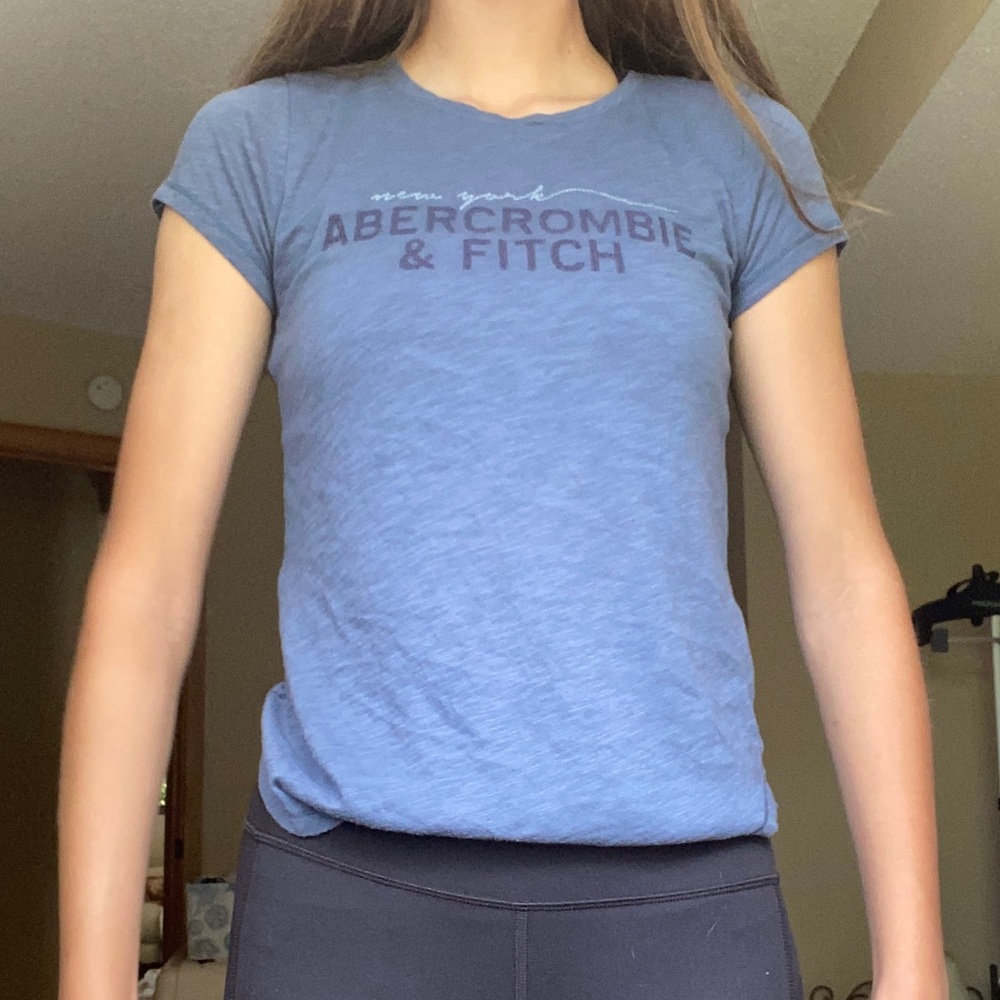 💥Abercrombie and Fitch shirt
